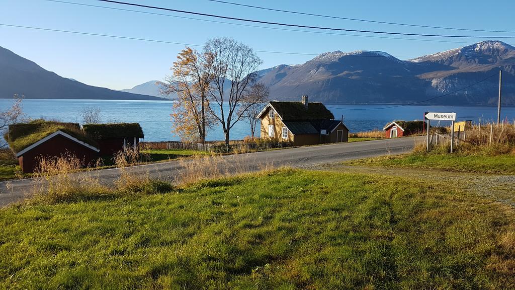 Gamtunet Lyngen Svensby Exterior photo
