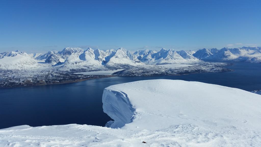 Gamtunet Lyngen Svensby Exterior photo